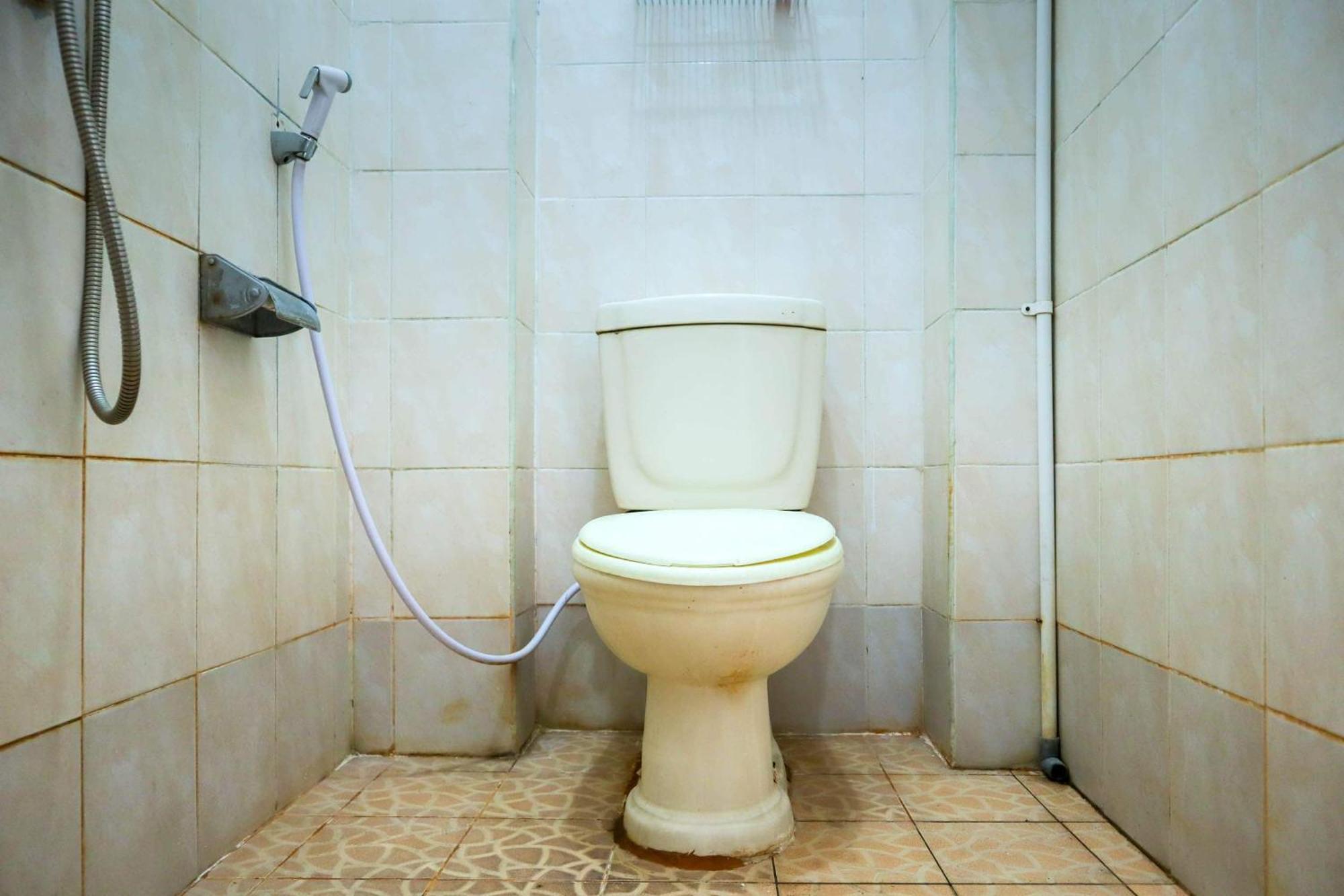 Oyo 1111 Pasar Baru Inn Jakarta Buitenkant foto